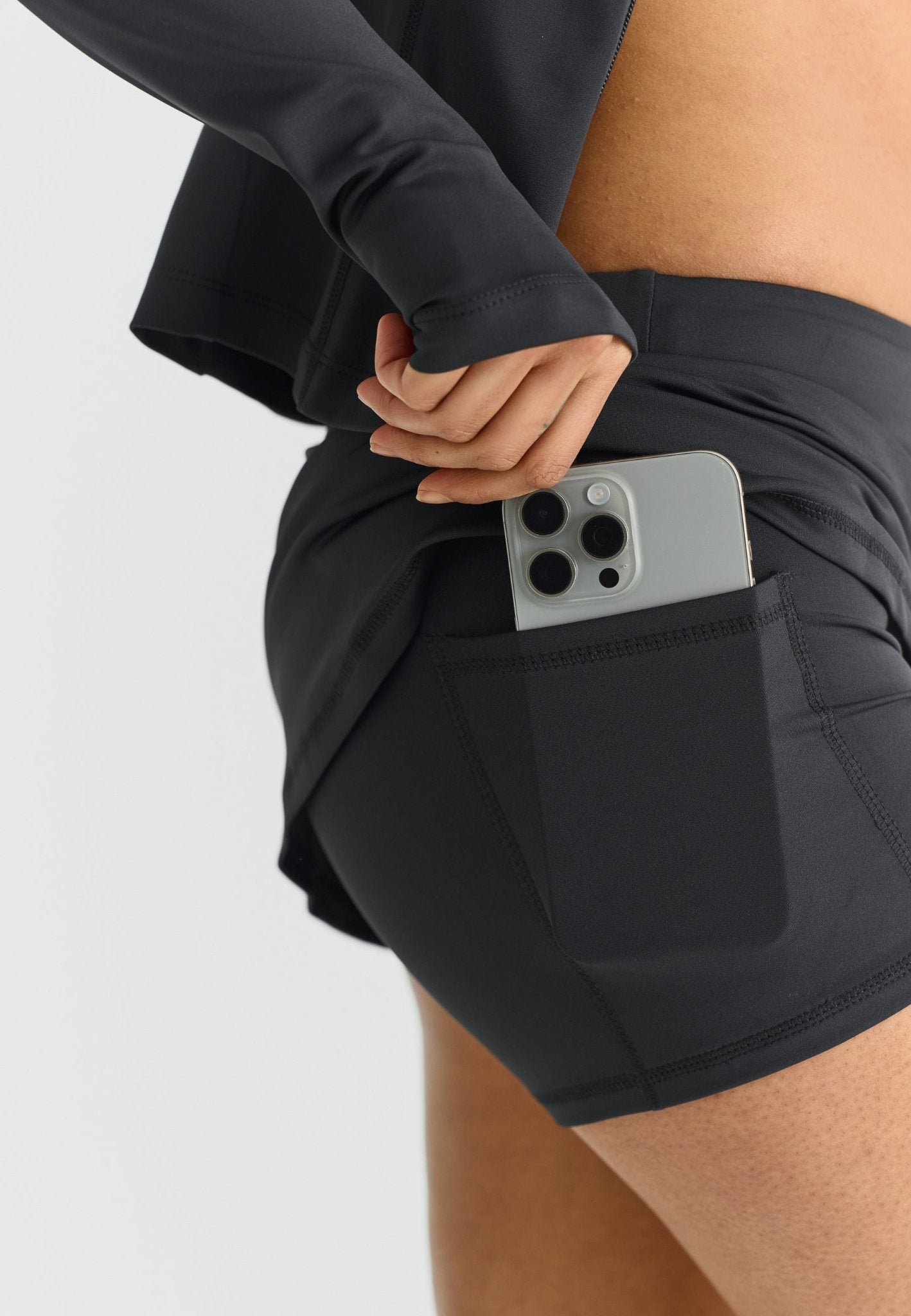 A - Line Mini Skirt - Black - tjuso