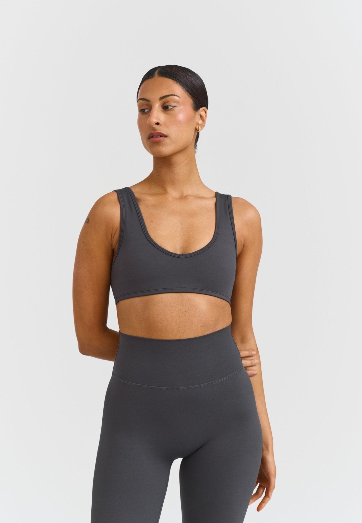 Deep V - Neck Bra - Asphalt Grey - tjuso