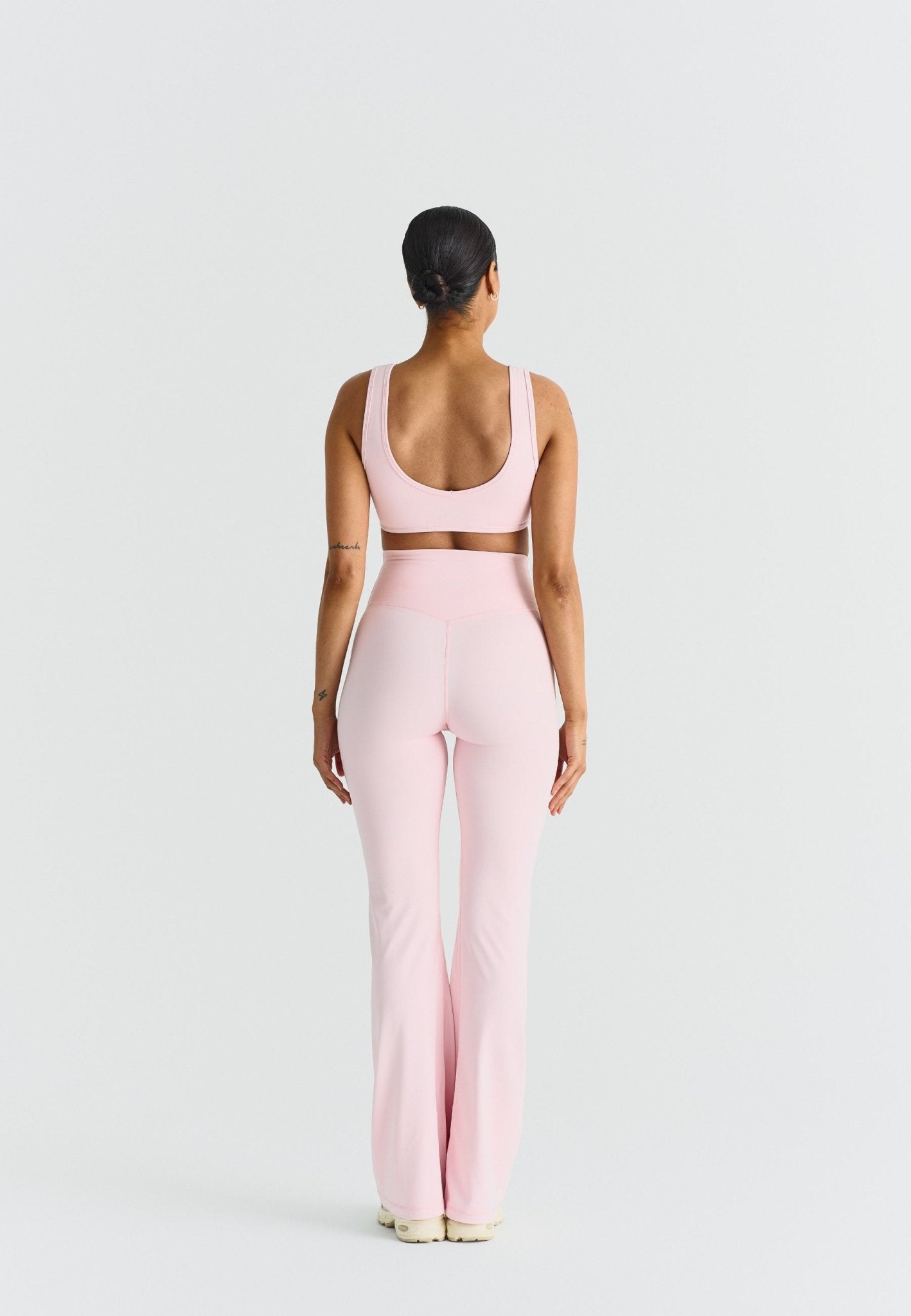 Deep V - Neck Bra - Ballet Slipper - tjuso