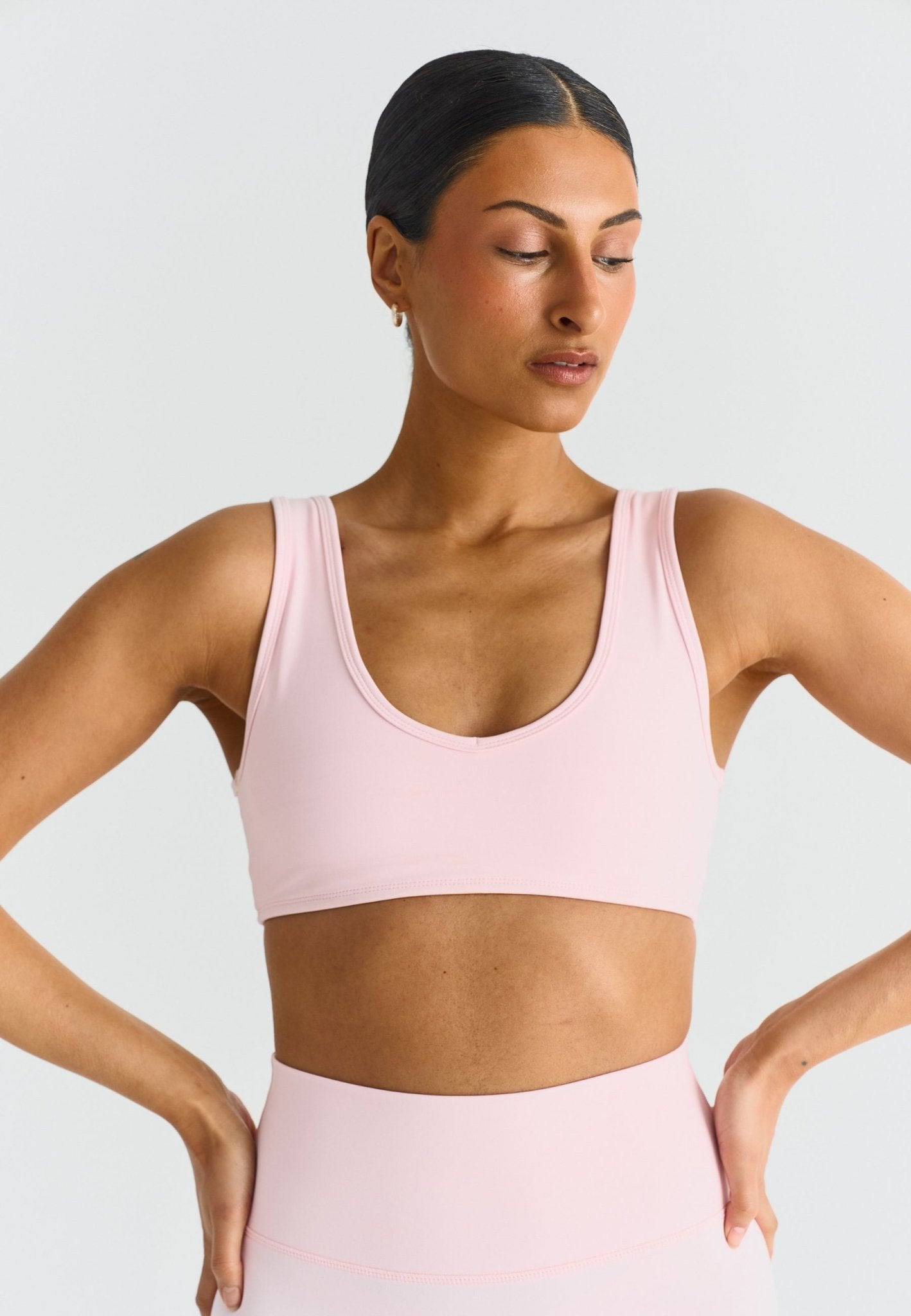 Deep V - Neck Bra - Ballet Slipper - tjuso