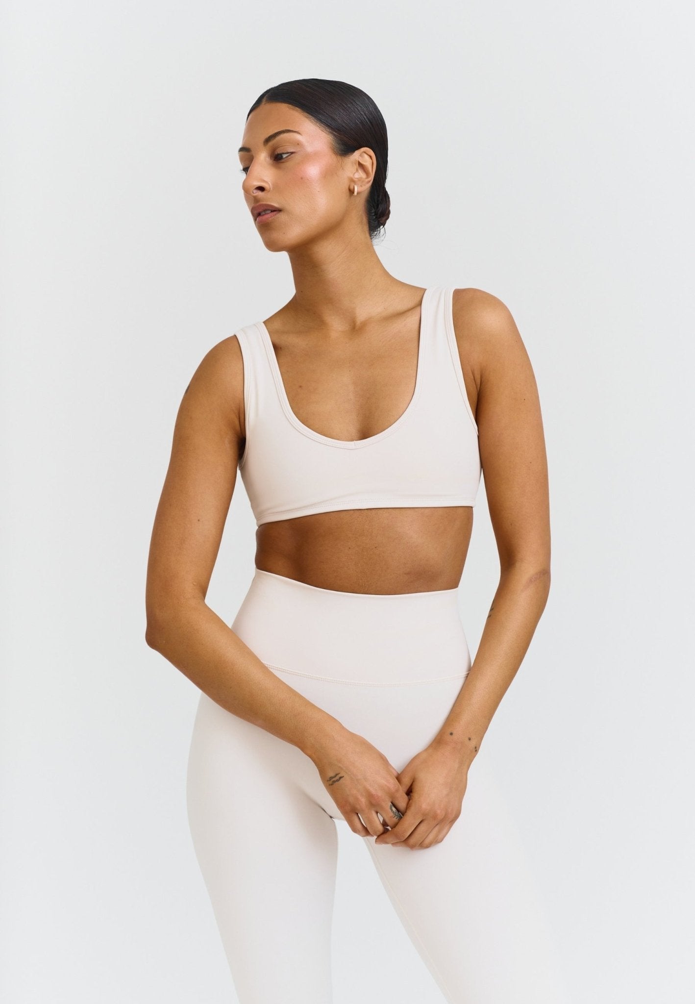 Deep V - Neck Bra - Marshmallow - tjuso