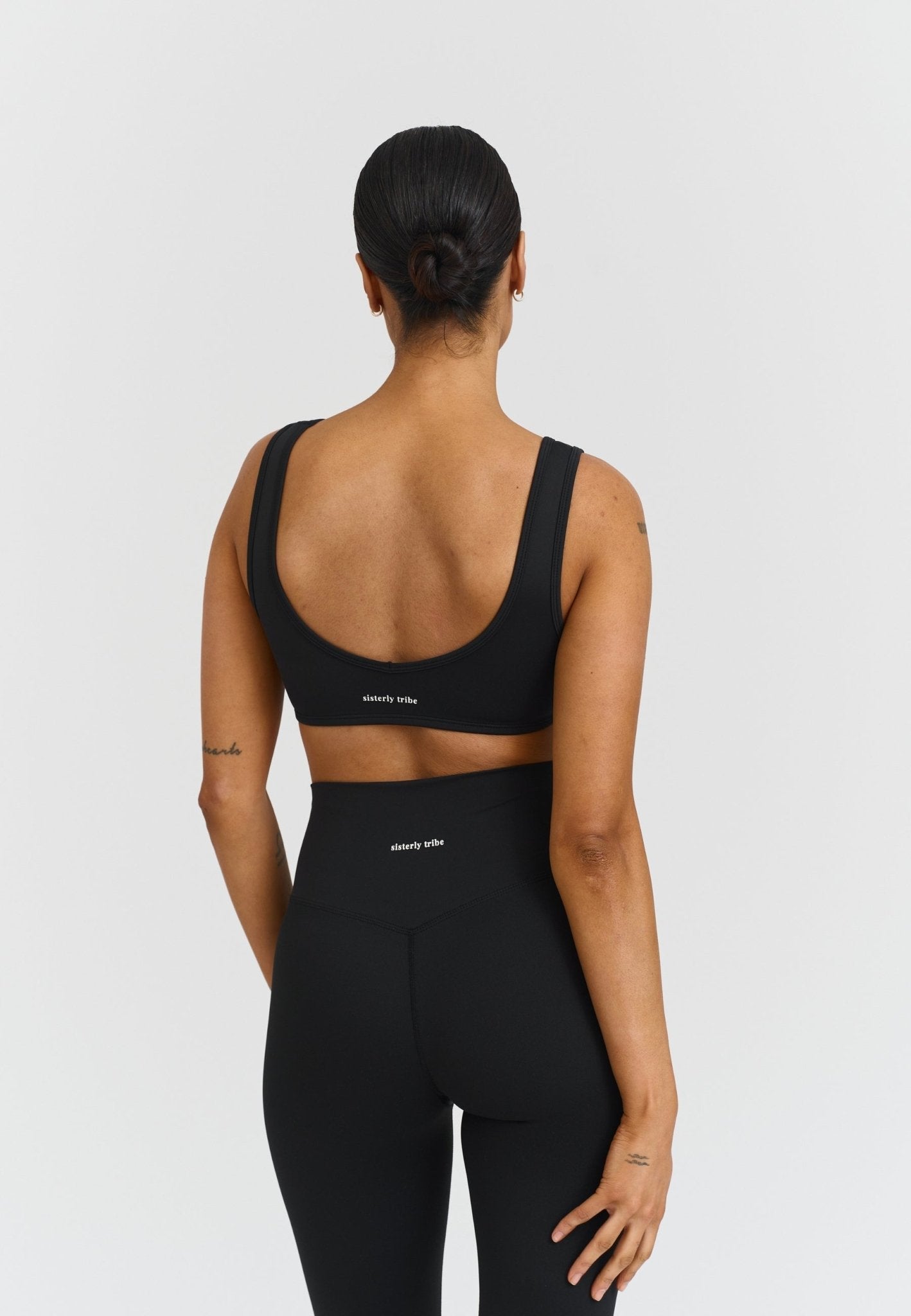 Deep V - Neck Bra - Black - tjuso