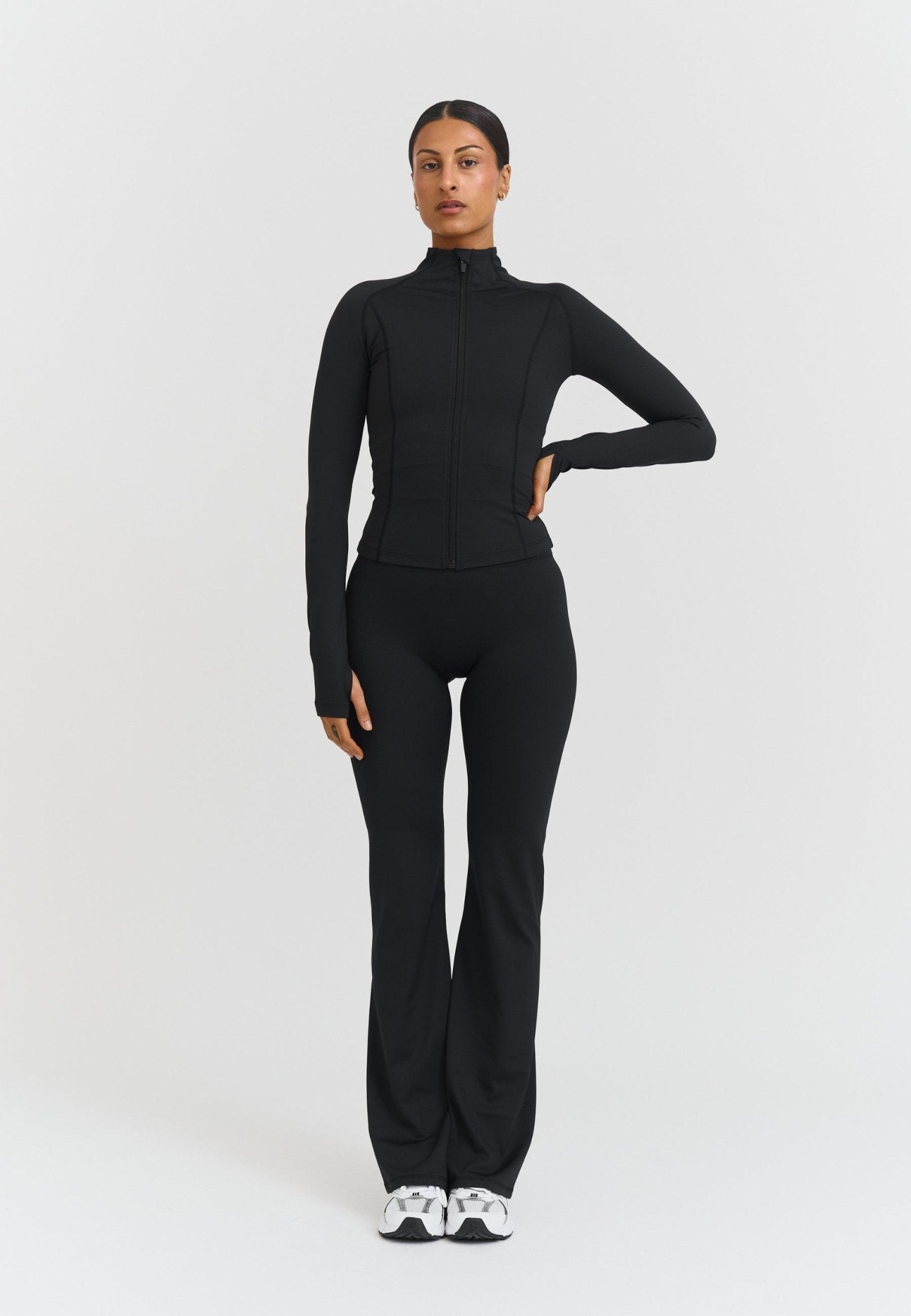 Zip Jacket - Black - tjuso